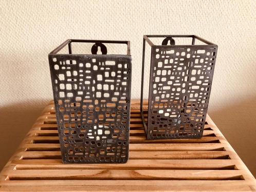 Grijze metalen waxinelichthouders, Huis en Inrichting, Woonaccessoires | Kandelaars en Kaarsen, Zo goed als nieuw, Kandelaar, Minder dan 25 cm