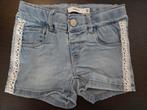 Korte broek 104, Broek, Meisje, Ophalen of Verzenden, Zo goed als nieuw
