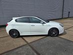 Alfa Romeo Giulietta 1.75 QV, pano, clima, cruise, Auto's, Alfa Romeo, Gebruikt, 4 cilinders, 234 pk, Wit