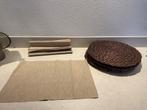 Placemats: 6 beige rechthoekige & 6 bruine ronde, Huis en Inrichting, Keuken | Textiel, Ophalen, Gebruikt, Bruin, Placemat