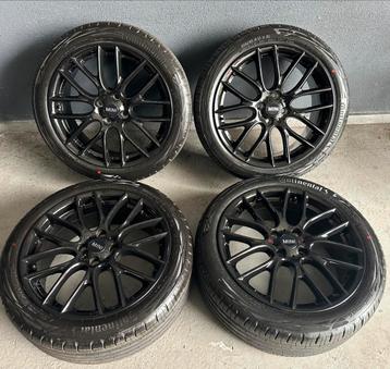 4x100 MINI COOPER Zwart 17 inch 205 45 17 Banden en Velgen beschikbaar voor biedingen
