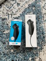 2x Nintendo Wii Nunchuk controller in doos, Ophalen of Verzenden, Zo goed als nieuw, Wii, Wii-mote of Nunchuck