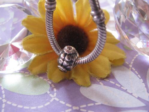 Pandora bedel P337 = zonnebloem + zirkoniaas DONKER, Sieraden, Tassen en Uiterlijk, Bedels, Zo goed als nieuw, Pandora, Zilver