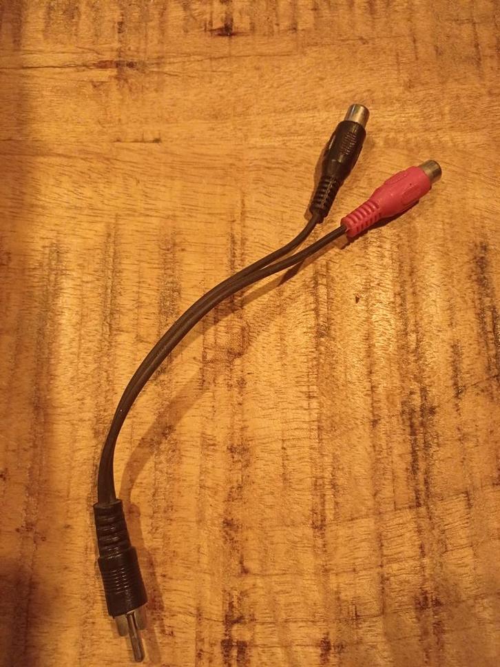 Tulp Splitter: 2x Female naar 1x Male, Audio, Tv en Foto, Audiokabels en Televisiekabels, Ophalen of Verzenden