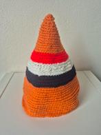 Zelfgehaakte puntmuts NL, Ophalen of Verzenden, Nieuw, Maat 38/40 (M), Muts