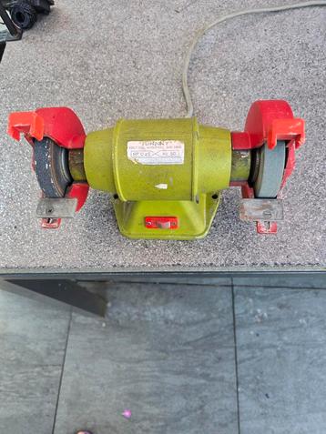 Slijpmachine  beschikbaar voor biedingen
