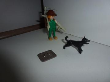 Playmobil Middeleeuwen 3373 Boer met hond vintage beschikbaar voor biedingen