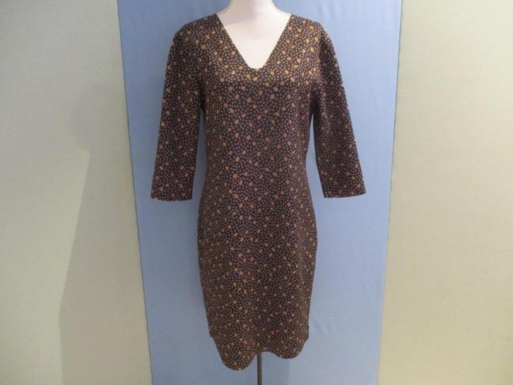 Suzy –Q jurk maat XXL (made in EU)., Kleding | Dames, Jurken, Zo goed als nieuw, Maat 46/48 (XL) of groter, Bruin, Onder de knie