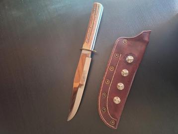 Bowie knife  beschikbaar voor biedingen