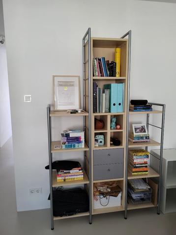 Wandkast/wandrek eikenhout - modulair (deels)