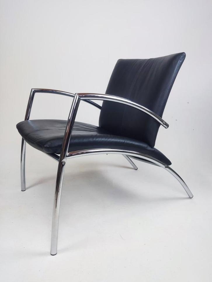 Kebe fauteuil, Huis en Inrichting, Fauteuils, Gebruikt, Leer, Metaal, 50 tot 75 cm, 75 tot 100 cm, Ophalen