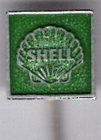 SHELL groen op zilverkleurig brandstof speldje ( M_169a ), Verzamelen, Speldjes, Pins en Buttons, Verzenden, Zo goed als nieuw