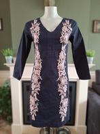Almatrichi grijs roze jurk sp 38 nl 36 S gratis verzenden NL, Kleding | Dames, Overige kleuren, Verzenden, Zo goed als nieuw, Knielengte
