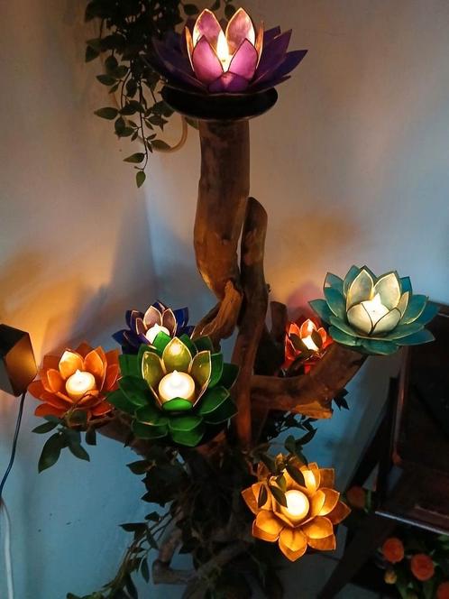 Lotus waxinelichtjes houders. Lees advertentie, Huis en Inrichting, Woonaccessoires | Kandelaars en Kaarsen, Nieuw, Minder dan 25 cm