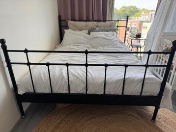 Bed te koop