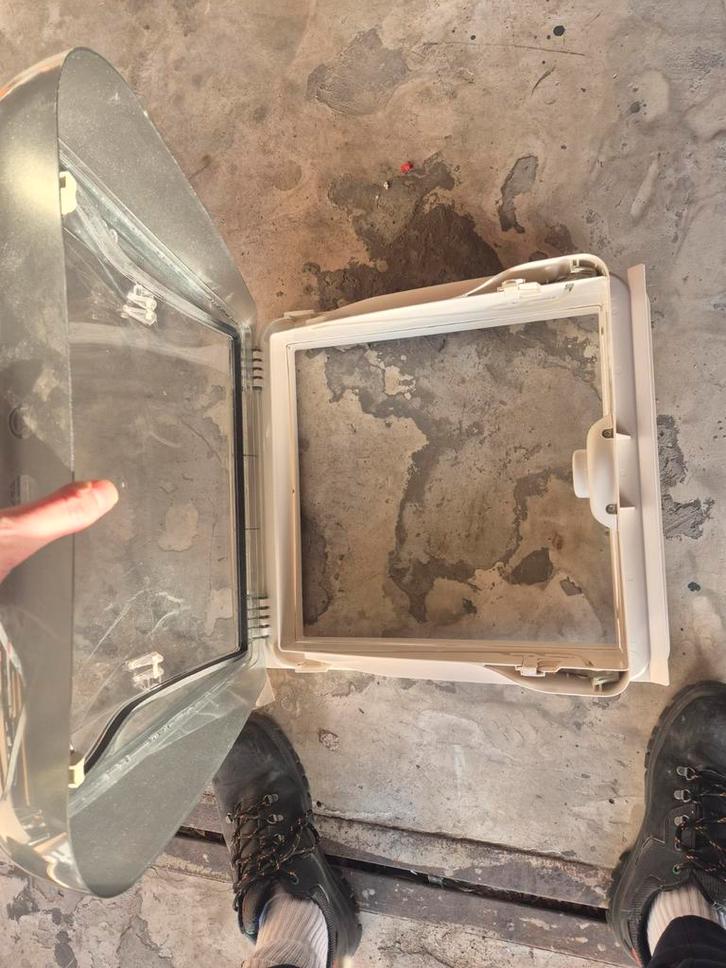 Heki Mini PLUS Dakluik 400x400, Caravans en Kamperen, Caravan accessoires, Zo goed als nieuw, Ophalen of Verzenden