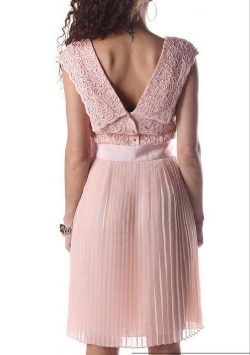 Ted Baker luxe poederroze jurk mooie details kant Ted2=36, Kleding | Dames, Jurken, Zo goed als nieuw, Maat 36 (S), Roze, Onder de knie