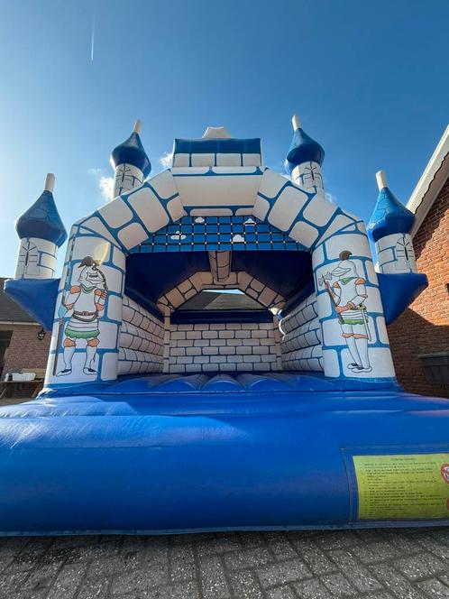 Springkussen thema kasteel |te huur, Hobby en Vrije tijd, Feestartikelen | Verhuur, Zo goed als nieuw, Overige, Ophalen