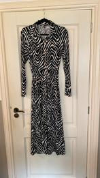 Getailleerde jurk zwart/ecru, mt L, by swan paris., Kleding | Dames, Ophalen of Verzenden, Zo goed als nieuw, Zwart