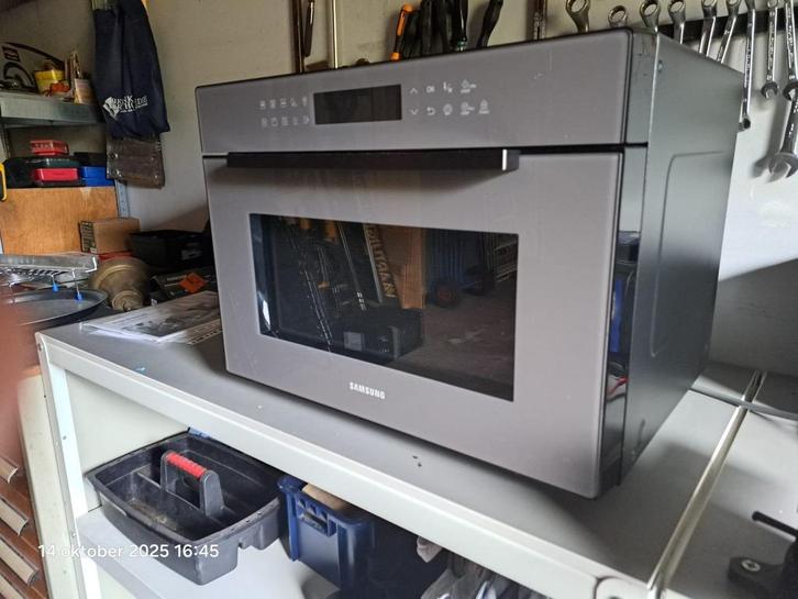 Samsung Magnetronoven / Combimagnetron, Witgoed en Apparatuur, Magnetrons, Zo goed als nieuw, Vrijstaand, Combimagnetron, 45 tot 60 cm
