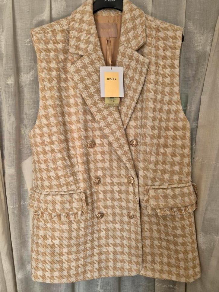 bodywarmer/gilet  van Josh V, Kleding | Dames, Bodywarmers, Nieuw, Maat 46/48 (XL) of groter, Beige, Ophalen of Verzenden