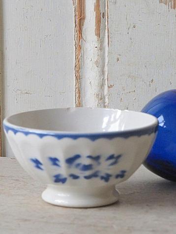 kommetje beschikbaar voor biedingen