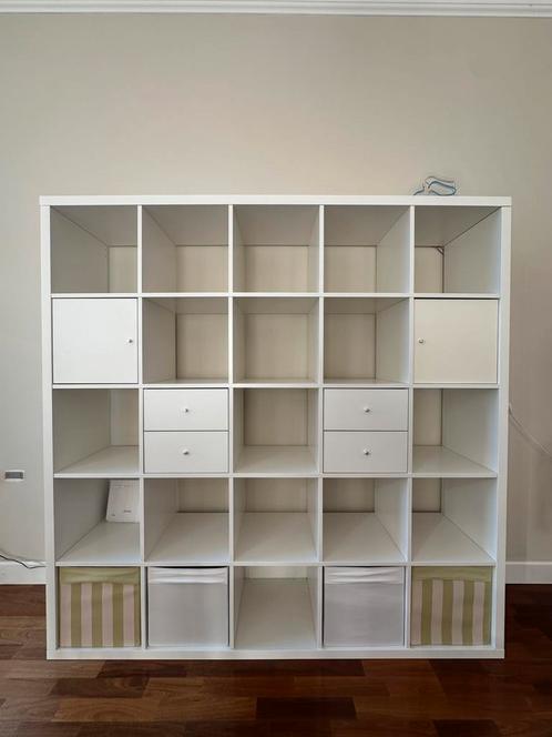 IKEA Kallax kast met inzetten, Huis en Inrichting, Kasten | Wandmeubels, Zo goed als nieuw, 150 tot 200 cm, 150 tot 200 cm, 25 tot 50 cm