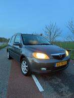 Mazda 2 1.4 16V 2004 Grijs, Auto's, Mazda, Voorwielaandrijving, 1025 kg, Metallic lak, Zwart
