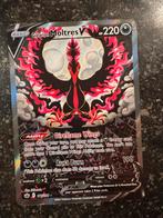 Pokémon Galarian Moltres V - Losse Kaart, Hobby en Vrije tijd, Ophalen of Verzenden, Zo goed als nieuw, Losse kaart, Foil