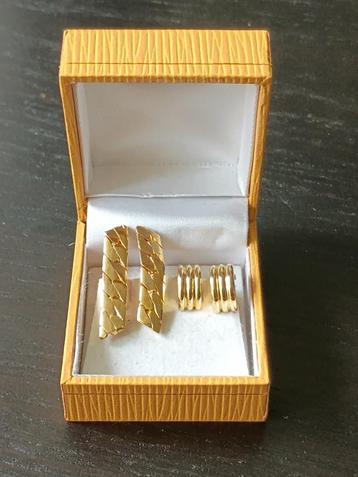 2 Goudkleurige clip oorbellen, NIEUW. beschikbaar voor biedingen
