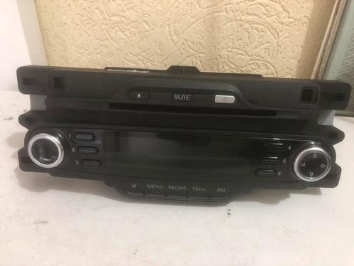 ORIGINEEL ALFA ROMEO GIULIETTA RADIO 940 LOW PLUS FIAT LANCI, Auto diversen, Autoradio's, Zo goed als nieuw, Ophalen of Verzenden