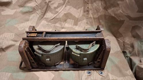 WO2 MG42 / MG34 Gurttrommeltrager met camo, Verzamelen, Militaria | Tweede Wereldoorlog, Landmacht, Duitsland, Ophalen of Verzenden
