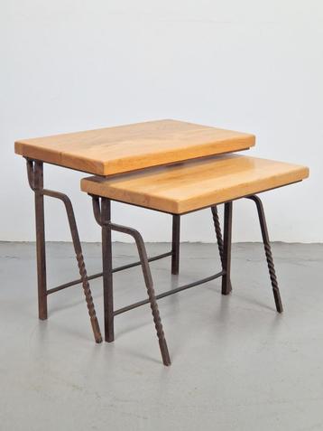 2 Brutalist bijzettafel nesting tables mimiset eiken metaal  beschikbaar voor biedingen