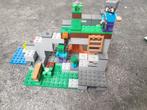 Minecraft Lego 21141 de zombiegrot, Ophalen, Zo goed als nieuw, Complete set, Lego