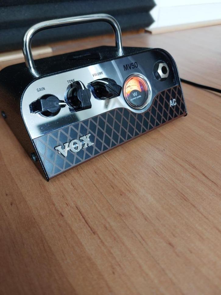 Vox MV50 AC buizen gitaar versterker, Muziek en Instrumenten, Effecten, Zo goed als nieuw, Distortion, Overdrive of Fuzz, Volume