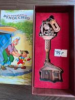 Disney limited key pinocchio sleutel, Ophalen of Verzenden, Sneeuwwitje of Doornroosje, Zo goed als nieuw, Beeldje of Figuurtje