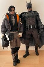 The Batman Hot Toys + Drifter Outfit Custom present toys, Ophalen of Verzenden, Zo goed als nieuw