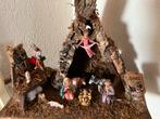 Kleinne Kerststal met Figuren, Antiek en Kunst, Antiek | Religie, Ophalen of Verzenden