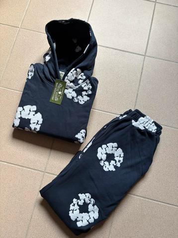 denim tears trainingspak ( donkerblauw ) maat: S beschikbaar voor biedingen