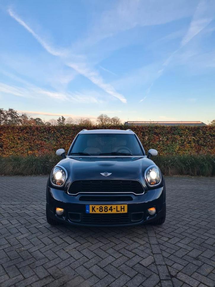 "Mini Countryman
1.6 Cooper S ALL4 Salt | Navigatie | Panora, Auto's, Mini, Particulier, Countryman, 4x4, ABS, Airbags, Airconditioning