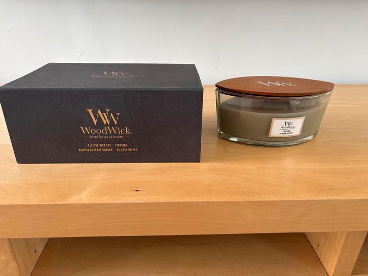 WoodWick Ellipse Fireside Gift Set - Nieuw, Huis en Inrichting, Woonaccessoires | Kandelaars en Kaarsen, Nieuw, Kaars, Minder dan 25 cm