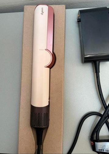 Dyson Airstrait Stijltang (Ceramic Pink/Rose Gold) beschikbaar voor biedingen