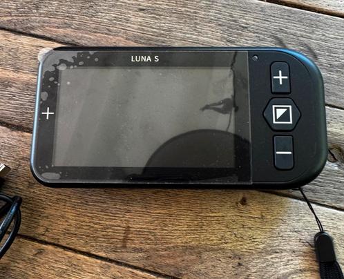 “LUNA S Digitaal Vergrootglas - Zo Goed Als Nieuw!”, Hobby en Vrije tijd, Vergrootglazen, Loepen en Loeplampen, Nieuw, Ophalen