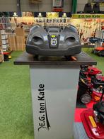 Husqvarna 330acx automower roodnr11, Ophalen, Gebruikt, Minder dan 30 cm, Accu-grasmaaier