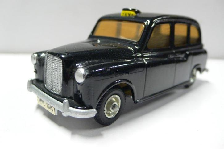 austin fx4 taxi - budgie/moorestone toys  1/43, Hobby en Vrije tijd, Modelauto's | 1:43, Nieuw, Auto, Overige merken, Verzenden