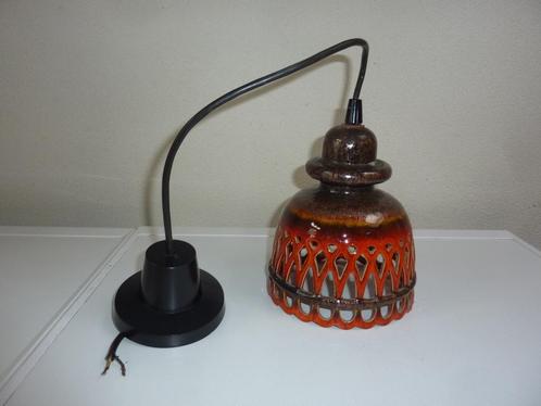 Oud keramisch hanglampje. Oranje/bruin., Huis en Inrichting, Lampen | Hanglampen, Gebruikt, 50 tot 75 cm, Overige materialen, Ophalen of Verzenden