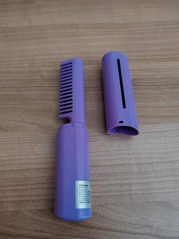 Vivva Haar kam met hitte fuin beschikbaar voor biedingen