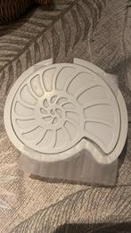 Riviera Maison Schelp Onderzetters - Set van 4, Huis en Inrichting, Overige materialen, Schaal, Rond, Nieuw