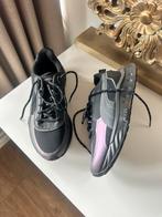 Puma sneakers maat 40 zwart zgan, Ophalen of Verzenden, Zo goed als nieuw, Zwart
