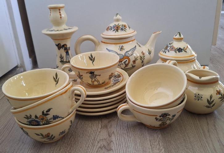 Theeservies van Moustiers, zandsteen met de hand beschilderd, Antiek en Kunst, Antiek | Glas en Kristal, Ophalen of Verzenden